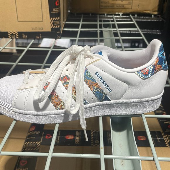 Adidas Superstar Originals - Picture 3 of 7